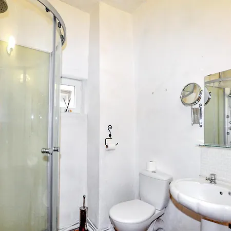 Prázdninový dům 4 Bedroom Lovely Home In Chalabre