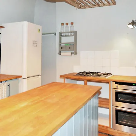 4 Bedroom Lovely Home In Chalabre Prázdninový dům